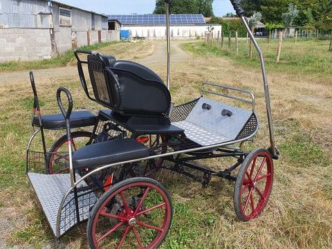 voiture marathon 2000 85440 Poiroux
