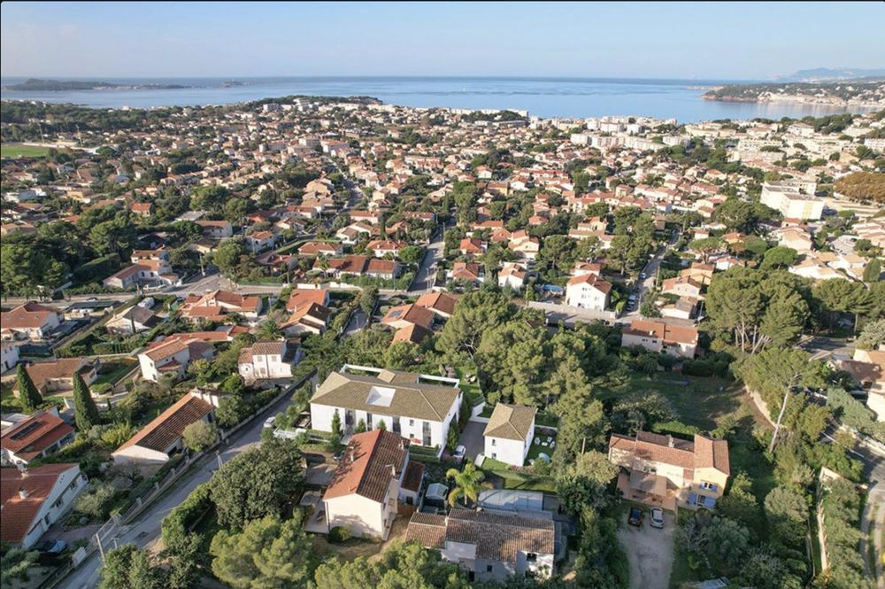   Six-Fours-les-Plages (83140)