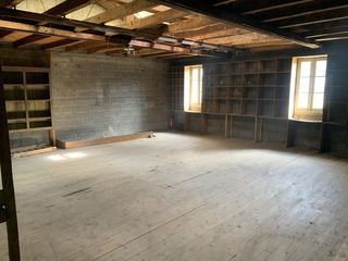  Parking / Garage � vendre 144 m�