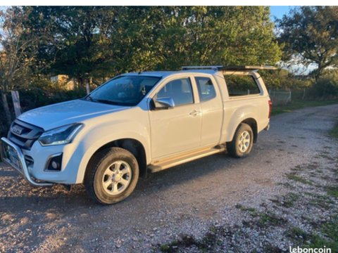 Isuzu D-MAX 2.5 4X4 SPACE CAB SATELLITE 2017 occasion Gannat 03800