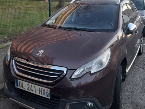 Peugeot 2008 1.6 e-HDi 92ch FAP ETG6 BLUE LION Allure 2014 occasion Les Mureaux 78130