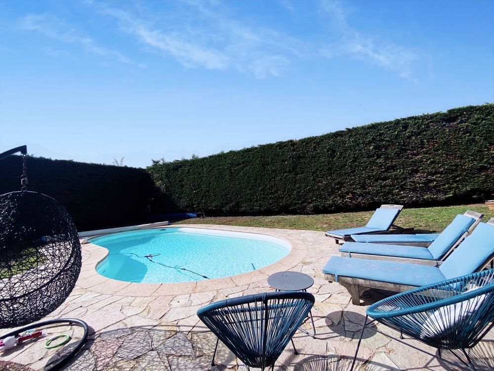 � vendre  Maison Cessy (01170)