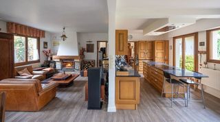  Maison � vendre 9 pi�ces 244 m�