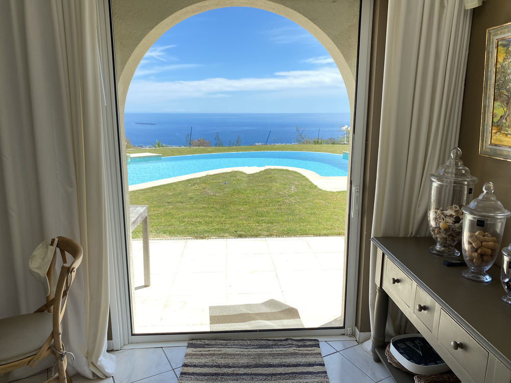 � vendre  Villa Mandelieu-la-Napoule (06210)