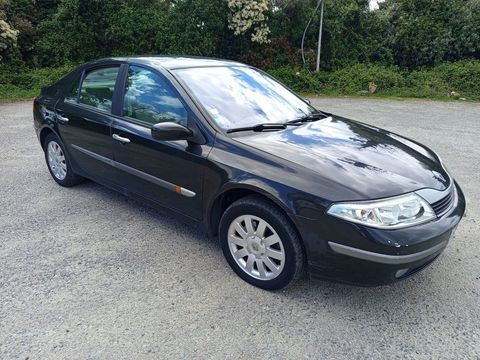 Renault Laguna II Laguna Evolution 2.2 dCi 150 Cabasse-Tronic 2003 occasion Vannes 56000