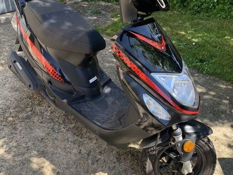 Scooter DIVERS 2020 occasion Quincy-Voisins 77860