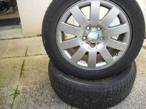 Pi&egrave;ces et &eacute;quipements Voiture Pi&egrave;ces et &eacute;quipements Voiture  occasion Poitiers 86000