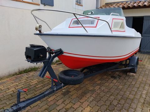 Bateaux &agrave; moteur P&ecirc;che-promenade 1985 occasion Forcalquier 04300