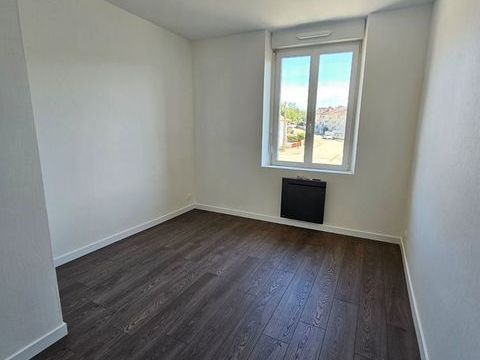   MAISON SUR CHALIGNY Enti�re renov�e Maison - 3/4 pi�ce(s) - 70 m�