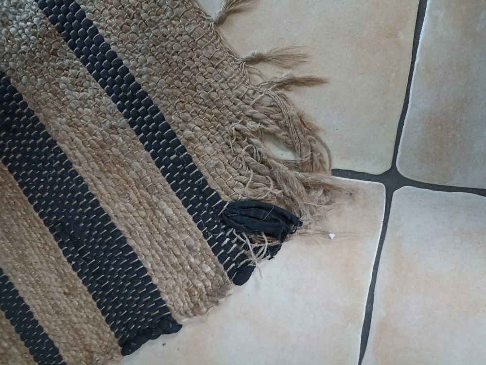 Tapis en jonc de mer 
Décoration