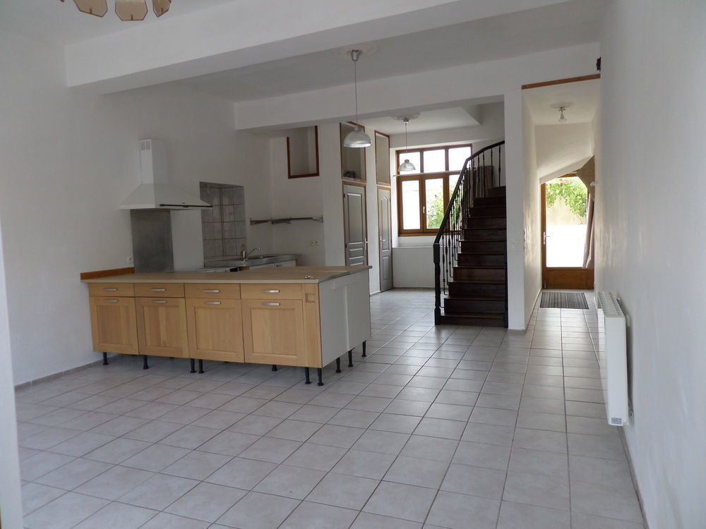 Location Appartement Grand appartement au centre du village Villefranche-d'allier