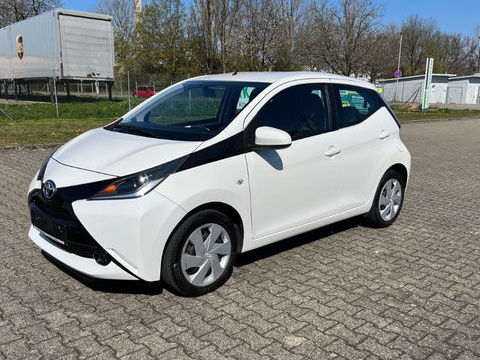 Toyota Aygo 1.0 VVT-i x-cite Blanc (3 CV) 2017 occasion Calvi 20260