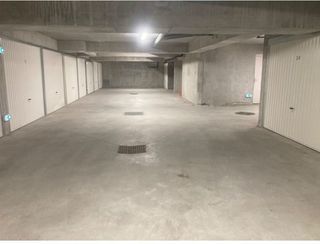  Parking / Garage � louer 25 m�