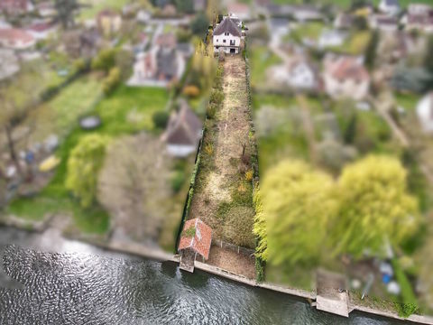   Maison F4 Maison - 4 pi�ce(s) - 211 m�