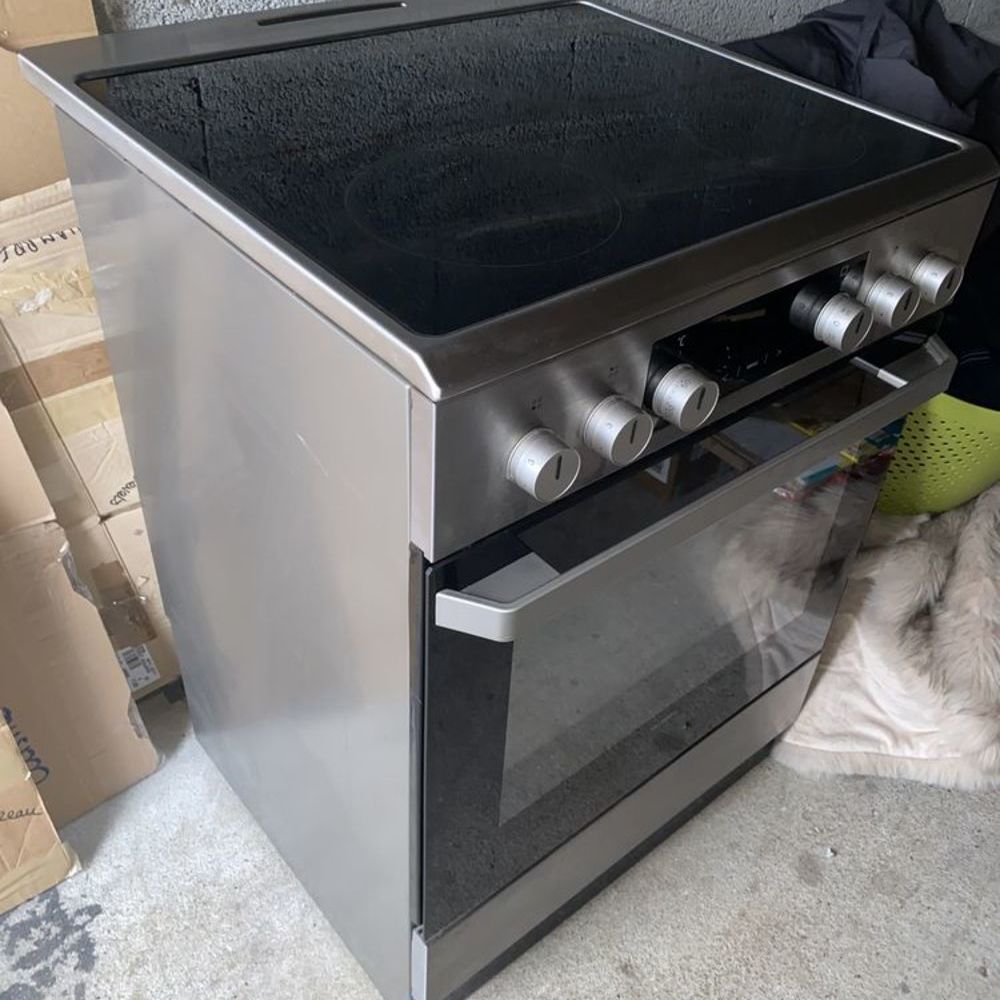 Cuisini&egrave;re &eacute;lectrique Valberg Electroménager