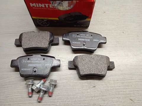 Pi&egrave;ces et &eacute;quipements Voiture Pi&egrave;ces et &eacute;quipements Voiture  occasion Laudun-l'Ardoise 30290