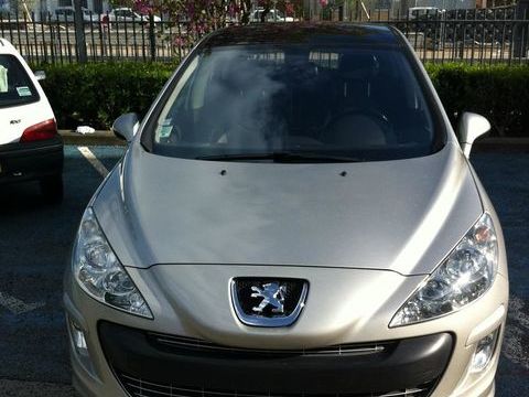 Peugeot 308 1.6 HDi 110 FAP Premium Pack 2008 occasion V&eacute;nissieux 69200