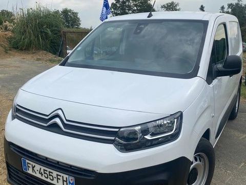 Citro&euml;n Berlingo BERLINGO VAN M 1000 BLUEHDI 100 S&S BVM5 WORKER 2019 occasion Anglet 64600