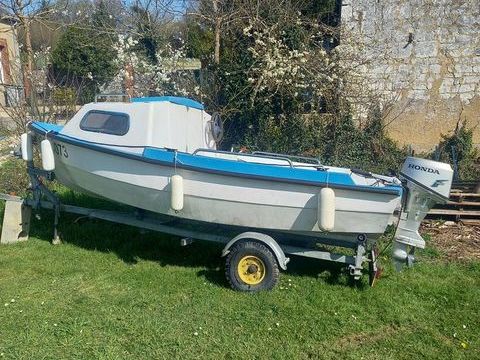 Bateaux &agrave; moteur P&ecirc;che-promenade 1980 occasion Planty 10160