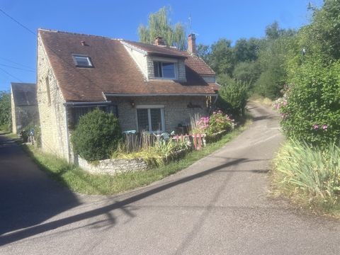   maison de campagne � 5 minutes de Joux La Ville Maison - 3 pi�ce(s) - 62 m�