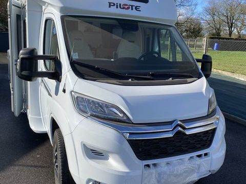PILOTE Camping car 2021 occasion Pluherlin 56220