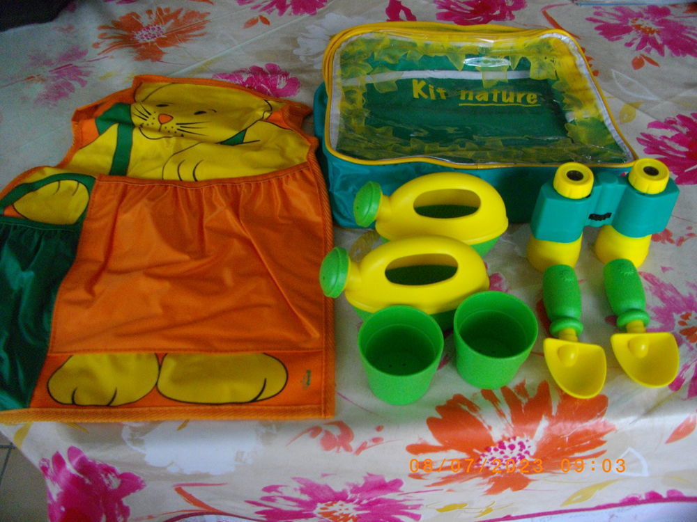 KIT DU PETIT JARDINIER POUR ENFANT - (NEUF) Jeux / jouets