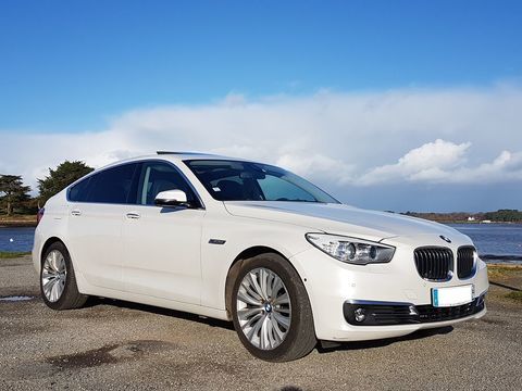 BMW S&eacute;rie 5 Gran Turismo 520d 184 ch Luxury A 2016 occasion Auray 56400