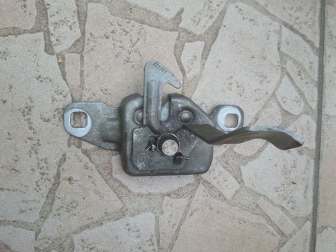 Pi&egrave;ces et &eacute;quipements Voiture Pi&egrave;ces et &eacute;quipements Voiture  occasion Montceaux-l&egrave;s-Provins 77151