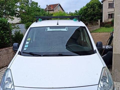 Citro&euml;n Berlingo BERLINGO 1.6 HDi 75 600 KG ECO 2014 occasion Feurs 42110