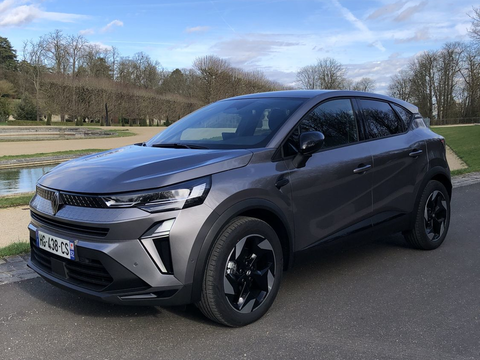 Renault Captur E-Tech full hybrid 160 ch Techno 2025 occasion Boulogne-Billancourt 92100