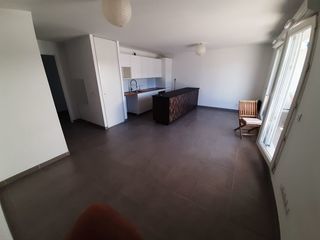  Appartement � louer 4 pi�ces 80 m�