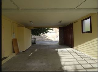  Parking / Garage � louer 80 m�