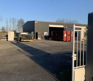  Atelier � louer 5 pi�ces 450 m�