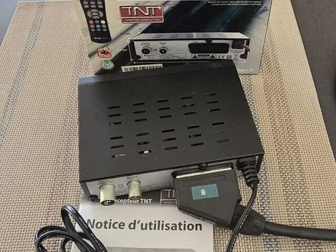Récepteur décodeur TNT complet FUJIONKYO,  FT-15 Neuf Buxerolles (86)