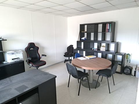 Bureaux a 10 min a pied du centre ville 1100 52100 Saint-dizier