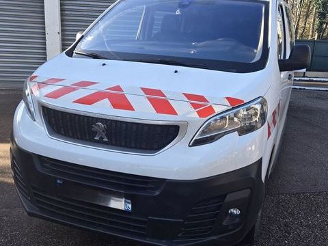Peugeot Expert EXPERT CA STANDARD 2.0 BLUEHDI 120 S&S BVM6 FIXE PREMIUM 2018 occasion &Eacute;cully 69130