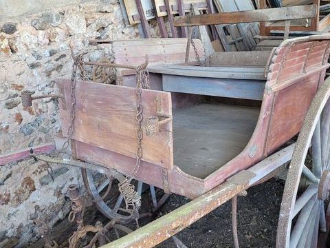 CARRIOLE JARDINIÈRE  / TUILES ANCIENNES 250 86000 Poitiers