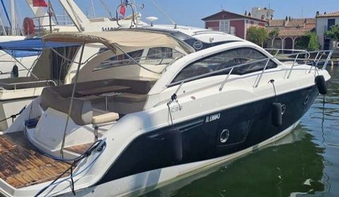 Bateaux &agrave; moteur Vedette - Yacht - Offshore 2010 occasion Saint-Tropez 83990