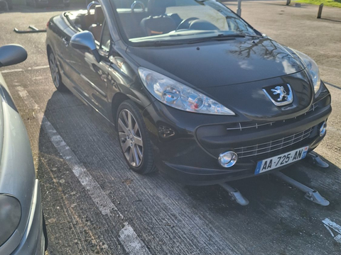 Peugeot 207 CC 1.6 THP 16V 150ch F&eacute;line 0 occasion Sens 89100