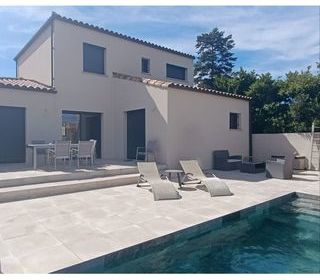  Villa � vendre 5 pi�ces 140 m�