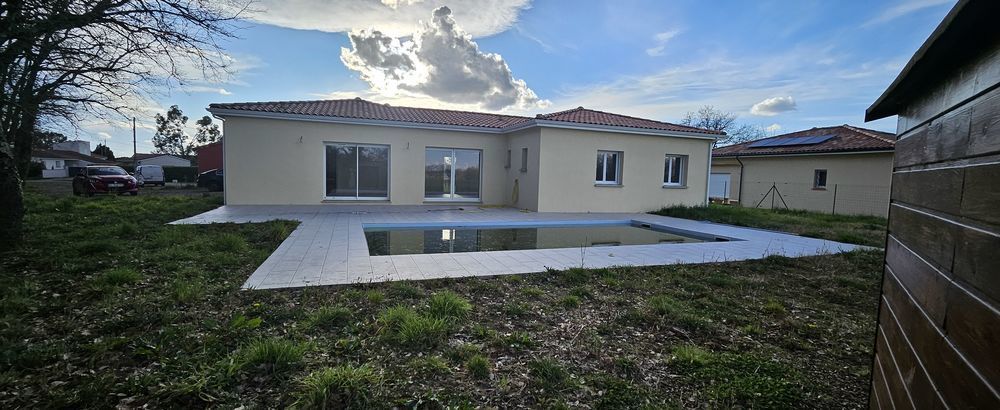 Maisons neuves   Villaris (31380)