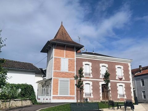   MAISON DE CARACTERE Maison - 9 pi�ce(s) - 200 m�