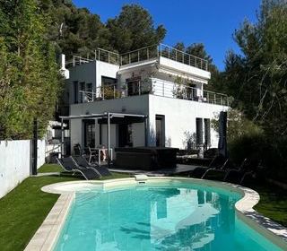  Villa � vendre 6 pi�ces 200 m�