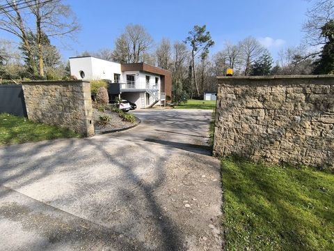   DIRECT PROPRI�TAIRE.
PROPRI�T� MAISON D'ARCHITECTE de 175m�
Propri�t�/ch�teau - 7 pi�ce(s) - 175 m�