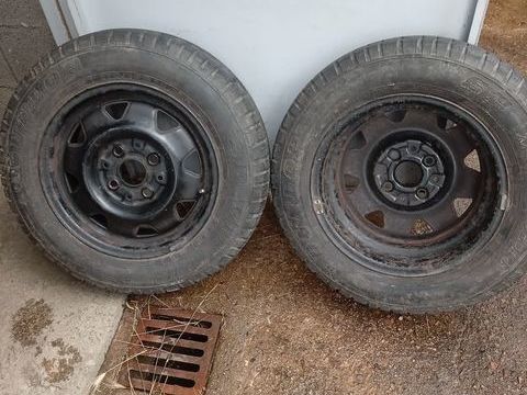 Pi&egrave;ces et &eacute;quipements Voiture Pi&egrave;ces et &eacute;quipements Voiture  occasion Commentry 03600