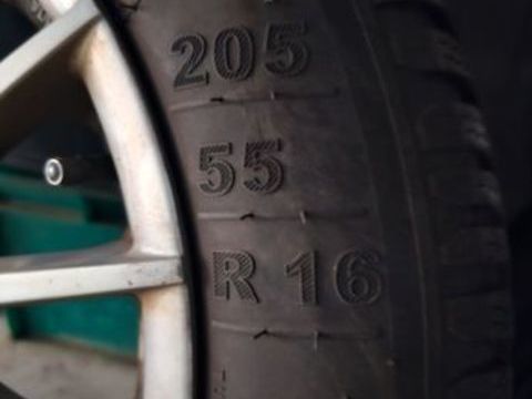 Pi&egrave;ces et &eacute;quipements Voiture Pi&egrave;ces et &eacute;quipements Voiture  occasion Saint-Marcellin-en-Forez 42680