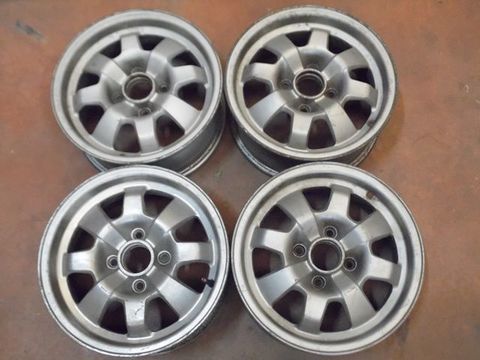 Pi&egrave;ces et &eacute;quipements Voiture Pi&egrave;ces et &eacute;quipements Voiture  occasion Bons-en-Chablais 74890