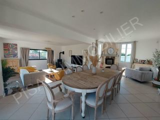  Maison � vendre 6 pi�ces 232 m�