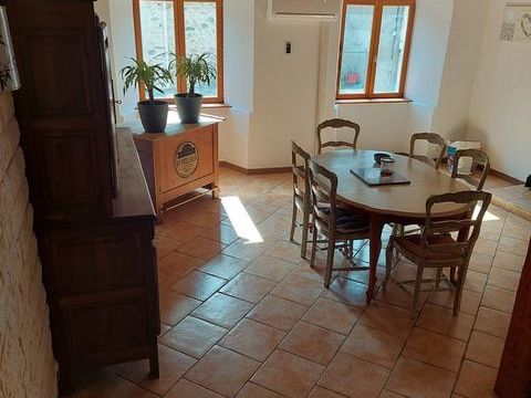   maison 100 m2 avec terrasse et garage Maison - 5 pi�ce(s) - 100 m�