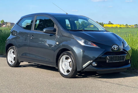 Toyota Aygo 1.0 VVT-i x-play 2015 occasion Calvi 20260